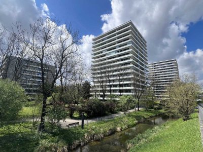 Ruhig gelegene und helle 2-Zi.-Wohnung im 5. OG am Petuelpark in Schwabing-West