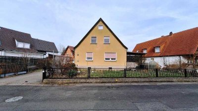 Siedlungshaus mit Garage in Sand am Main