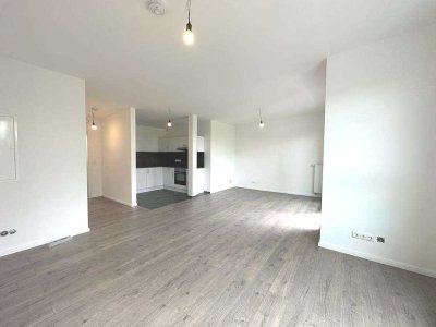 Dachgeschosswohnung mit Top Ausstattung mit EBK ***