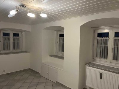 Erdgeschosswohnung in Schongau’s Altstadt TEL: 08861/680250