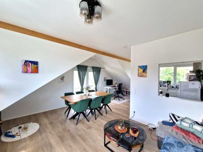 Stilvoll sanierte moderne Dachgeschosswohnung in Oberursel