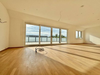 TRAUMHAFTE, GROSSZÜGIGE TERRASSENWOHNUNG IN LAXENBURG - KLIMATISIERTER ERSTBEZUG MIT 4-5 ZIMMERN UND 2 GARAGENPLÄTZEN