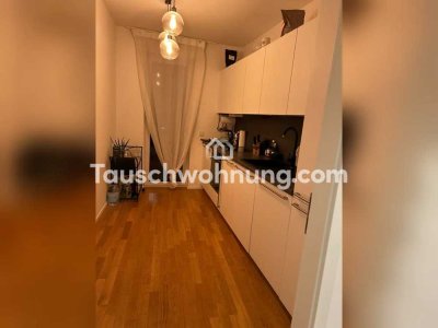 Tauschwohnung: Luxuriöse, aber gemütliche 2 Zimmer Wohnung