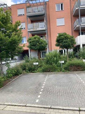 Behinderten, neuwertige 2Z mit Ter. In Augsburg-Herrenbach