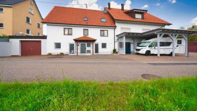 Zwei Haushälften – eine Vision:
Ihr Platz für Leben, Träume
und neue Ideen