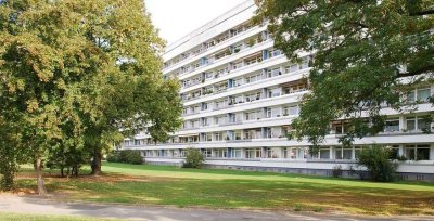 Komfortabel wohnen in Detmerode – 3 Zimmer, Loggia und Aufzug