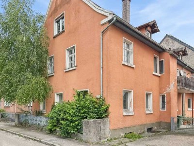 Geräumiges Einfamilienhaus mit viel Potenzial in Bechhofen