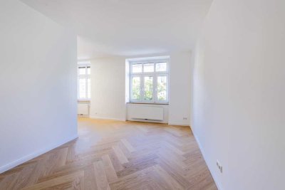 Willkommen Altbauliebhaber- sanierte Altbauwohnung in Haidhausen