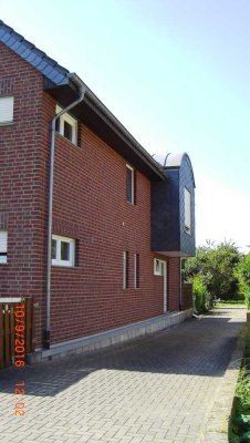 Sehr ansprechendes Reiheneckhaus in Rheinberg-Vierbaum