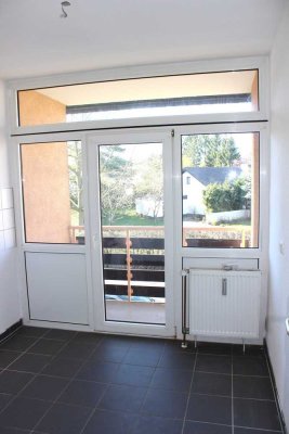 Top 3 Zimmer Wohnung mit Balkon in Köln-Lind !