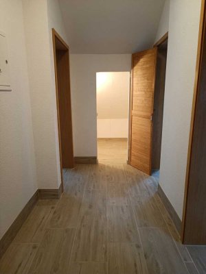2 Zimmer Wohnung mit großer Wohnküche, schönem Ausblick ins Grüne