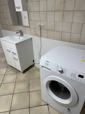 Modernisierte 8,5-Zimmer-Wohnung mit Einbauküche in Westerburg