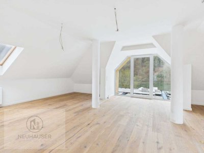Luxuriös sanierte Wohnung mit Loftcharakter
