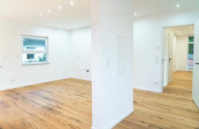 Penthouse - Sanierte 4-Zimmer-Wohnung im Herzen von Herzogenaurach (Terrassen, SmartH, Garage, KFW)