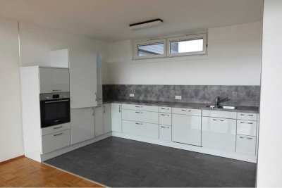 2-Zimmer-Penthouse mit Dachterrasse, Pool & Sauna im Schwarzwald-Kurort