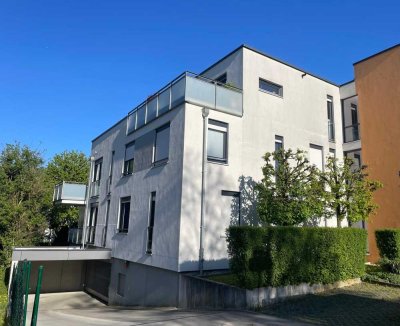 Luxuriöse sonnige 4-Zimmer-Wohnung im 1. OG mit Garage in Klarenthal