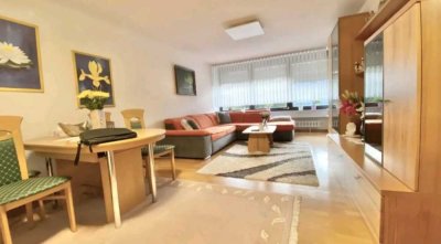 Stilvolle, gepflegte  2-Zimmer-Wohnung mit Balkon und EBK Goldberg in Sindelfingen