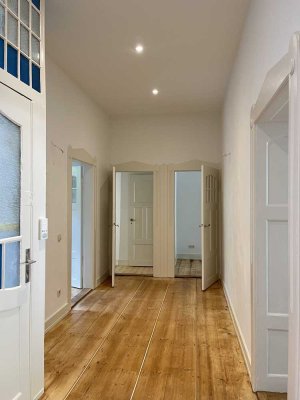 Schöne sanierte 5-Zimmer-Altbauwohnung mit großer Terrasse in Bessungen