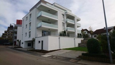 Neuwertige 3-Zimmer Wohnung mit Balkon und EBK in beliebter Wohnlage in Aalen.