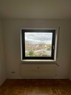 4-Zimmer-Wohung mit großartiger Aussicht auf die Rheinebene