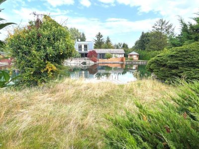 kleines Wochenendhaus am Badeteich mit Eigengrund