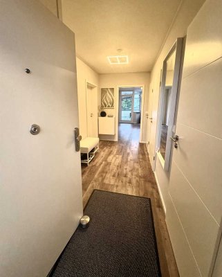 Kernsaniert & stilvoll: 3-Zimmer-Wohnung mit großer Terrasse in Hamburg-Harburg