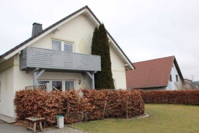 Ein-/Zweifamilienhaus in Schönwald