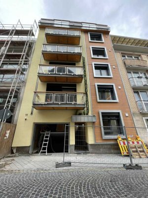 Schöner Erstbezug nach Sanierung / 3 Zimmer Wohnung mit Balkon im Zentrum von Aachen