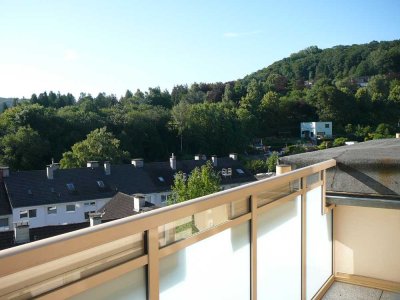 Lichtdurchflutete 3,5-Zi-Wohnung in Wuppertal-Barmen/Heckinghausen