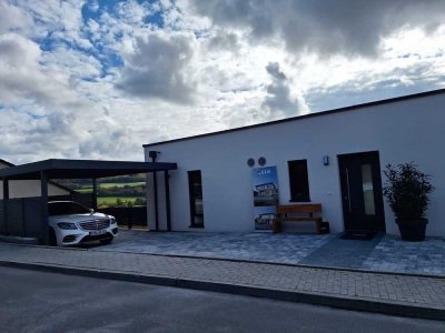 Sofort einziehen BW/ 80 m2 Terrasse/ Carport unverbaubare Fernsicht einzigartig  KFW 40  102 m2 WHF