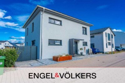 Lichtdurchflutetes Traumhaus mit Garten & modernem Wohnkonzept in Waghäusel