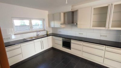 Gepflegtes Reihenmittelhaus mit Dachterrasse und guter Infrastruktur und