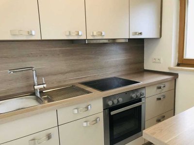 *** Helle und große 1 Zimmer Etagenwohnung mit Süd-Westbalkon und Tiefgarage ***