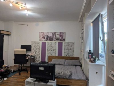 Voll möbliert Wohnung in erstklassiger Lage