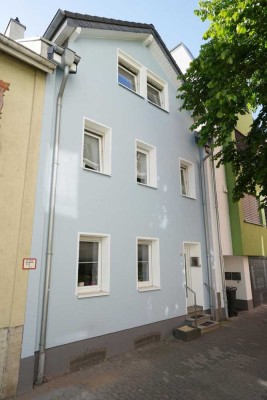 Ideal für Familien und Kapitalanleger - Charmantes Reihenmittelhaus in Andernach