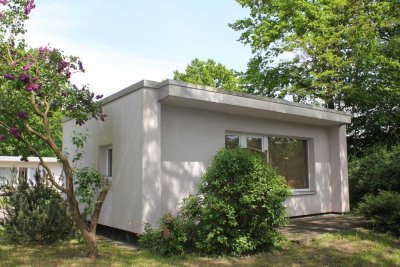 Wohnen im Grünen -  Freistehender Bungalow mit eigener Terrasse