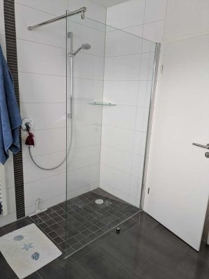 Moderne 3-Zimmer Dachgeschosswohnung mit Balkon in Tettnang