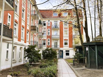 Vollständig sanierte Erdgeschoss-Wohnung mit neuer Einbauküche in beliebter Lage von Barmbek-Süd