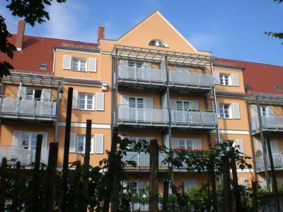 Hell durchflutete 2-Zimmer-Wohnung mit Balkon - Nähe Wöhrder See