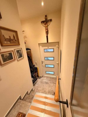 Helle 2,5-Zimmer Wohnung mit Garten in Flörsheim am Main
