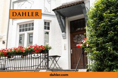 Lichtdurchflutete Altbauwohnung mit Balkon – Stilvolles Wohnen im Herzen Bremens