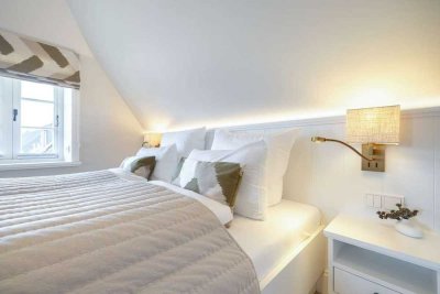 Exklusives Neubau-Endhausteil in begehrter Strand naher Lage Wenningstedts (Haus A, Fewo)