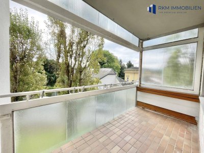 Ruhige helle 3-Zimmer-Wohnung mit Loggia