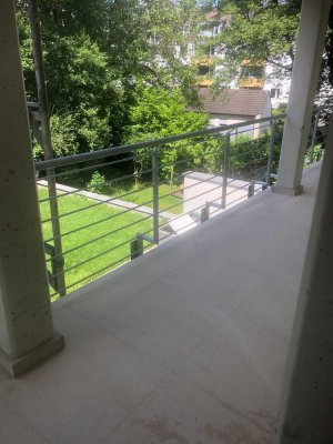 Wohnung mit großem Balkon und Einbauküche im Frankenbergerviertel