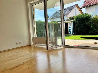 HN-Ost: Attraktive, moderne 3 1/2 Zimmer-EG-Wohnung mit sonniger Terasse & Garten  und EBK