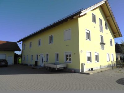 Idyllische 4-Zimmer Maisonette Wohnung mit großer Terrasse und Stellplätzen vor den Toren Erding