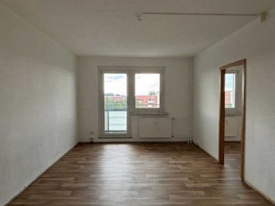 Sofort verfügbar - Kleines Familien-Apartment mit Balkon und Wannenbad!