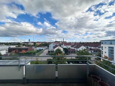 Lichtdurchflutetes Penthouse mit Dachterrasse und freiem Blick über Ehingen – ab 01.01.2026