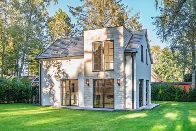 Eleganter Rückzugsort in unmittelbarer Ostseenähe!