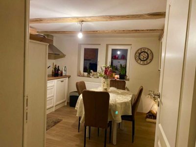 1150 € - 150 m² - 7.0 Zi.